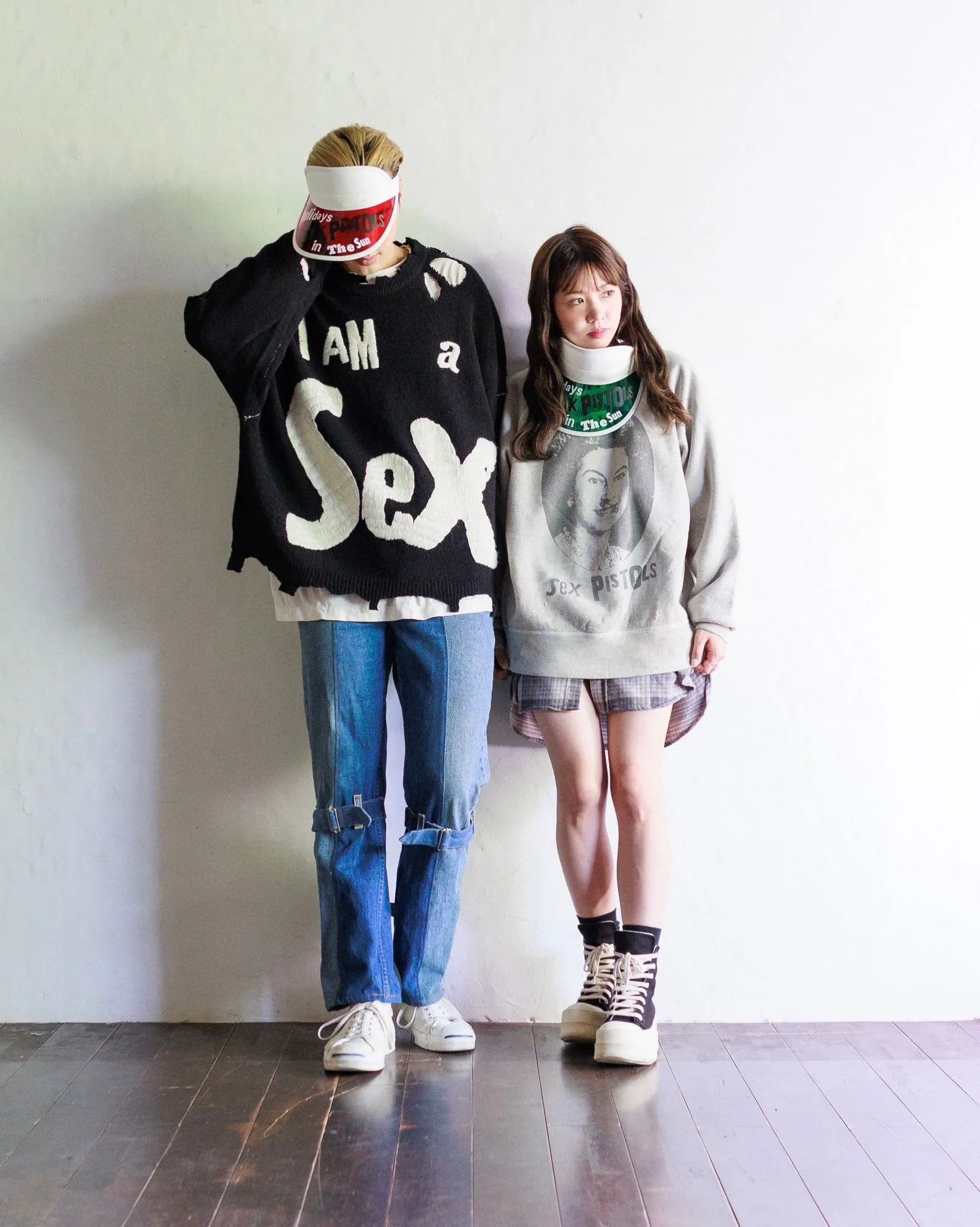 SAINT Mxxxxxx × Sex Pistols SP_CREW KNT/IAMA/BLK SEX PISTOLS band joint model destroyed hand-embroidered sweater, black S-XL, original 85% wool/15% polyester fiber blend, super complex front and rear panels, large-area hand-embroidery, hand-cut destruction treatment, custom-made correct joint main mark/wash mark